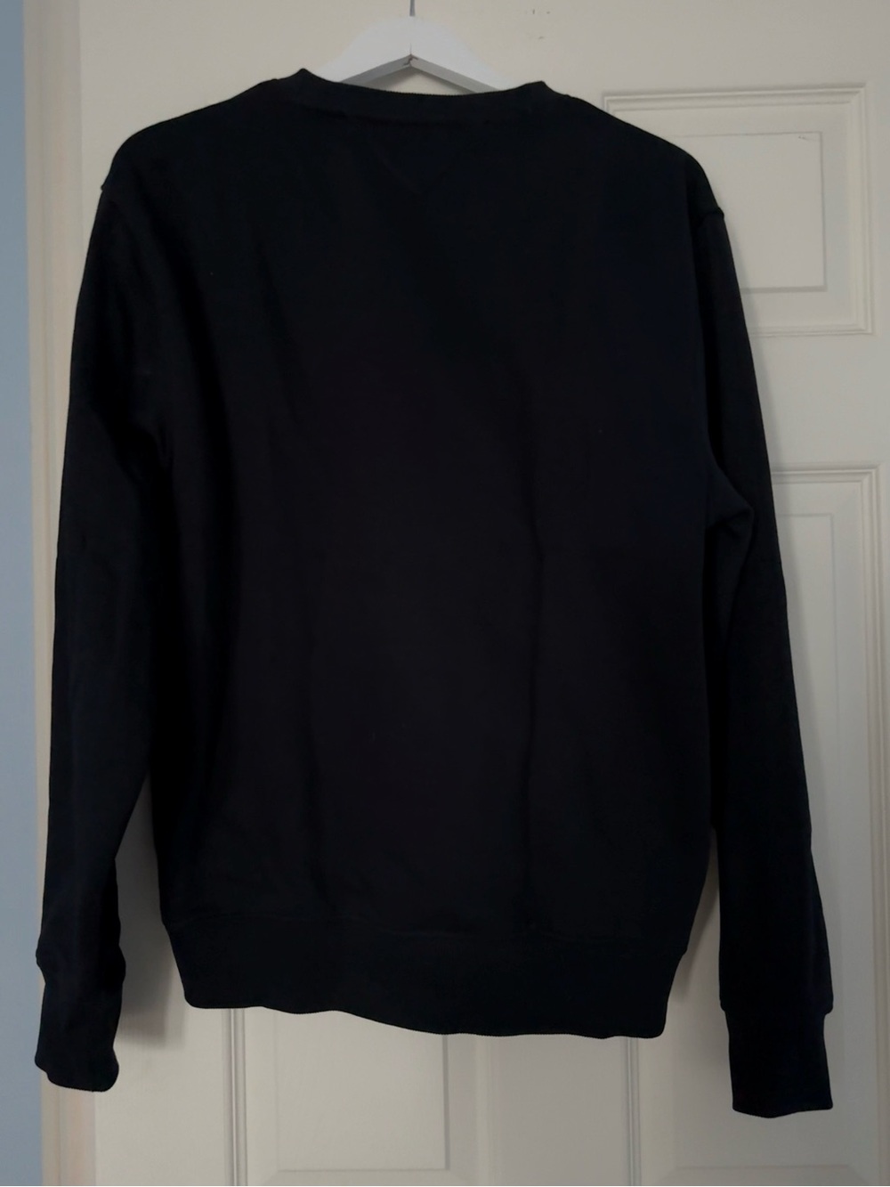 Tommy Hilfiger Navy XL Crewneck Sweater - Picture 2 of 4